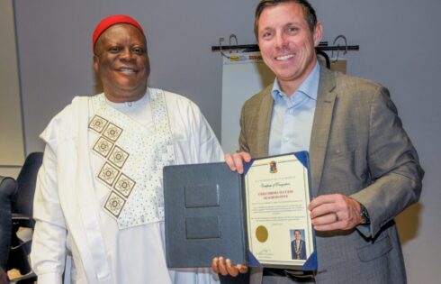 Canadian Mayor honours AKAGBURUONYE for robust philanthropic projects